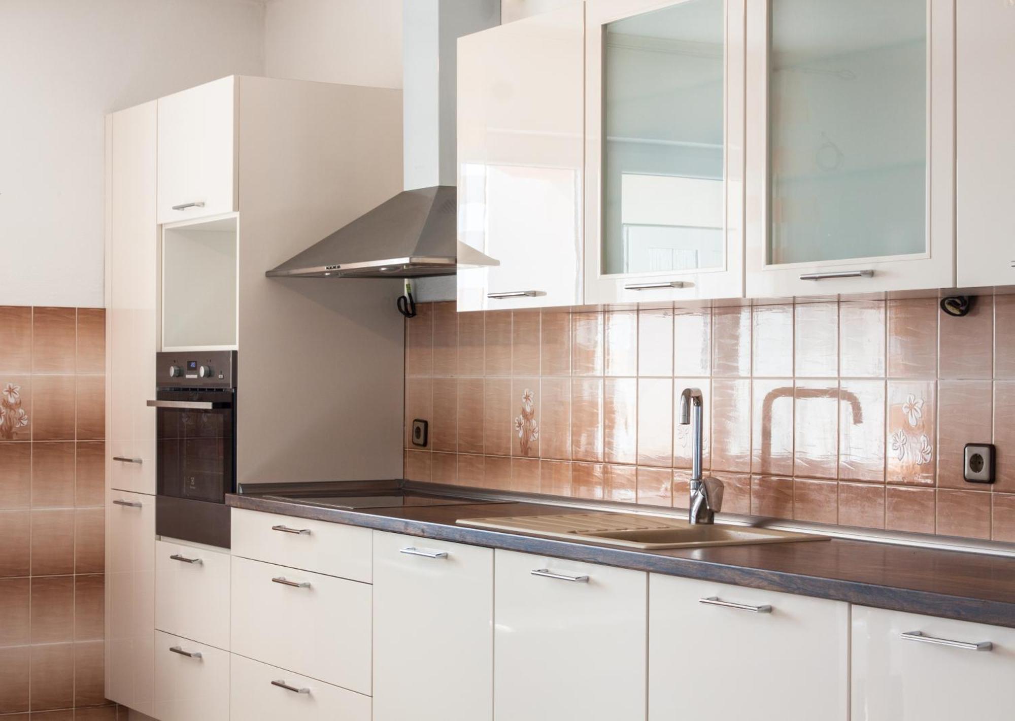 Nadalina Apartment Kaštel Stari Екстериор снимка