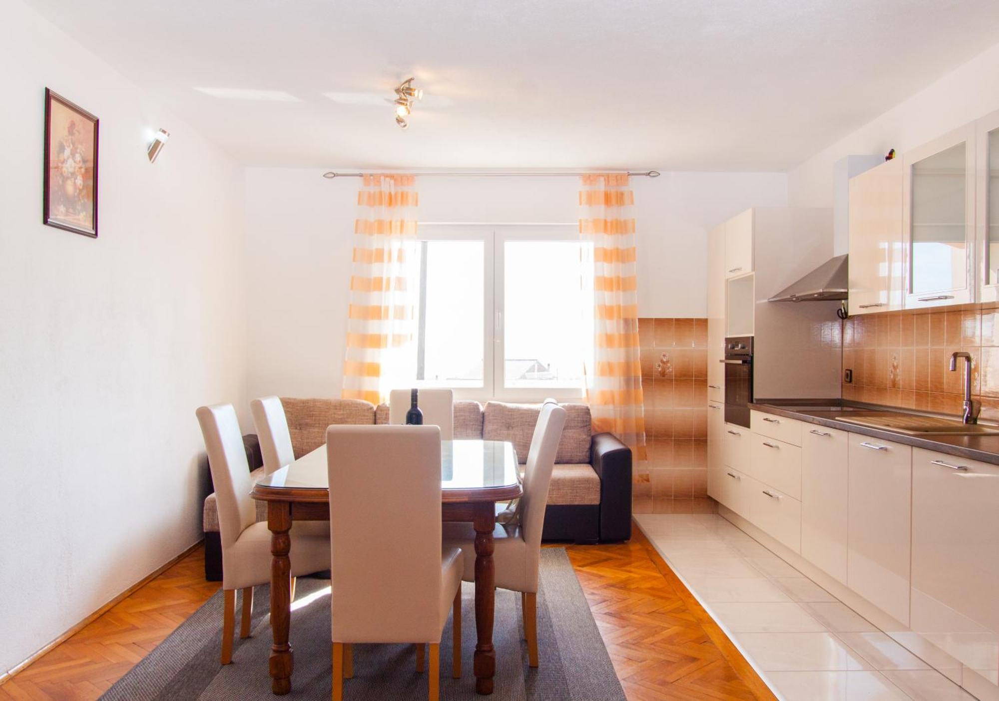 Nadalina Apartment Kaštel Stari Екстериор снимка