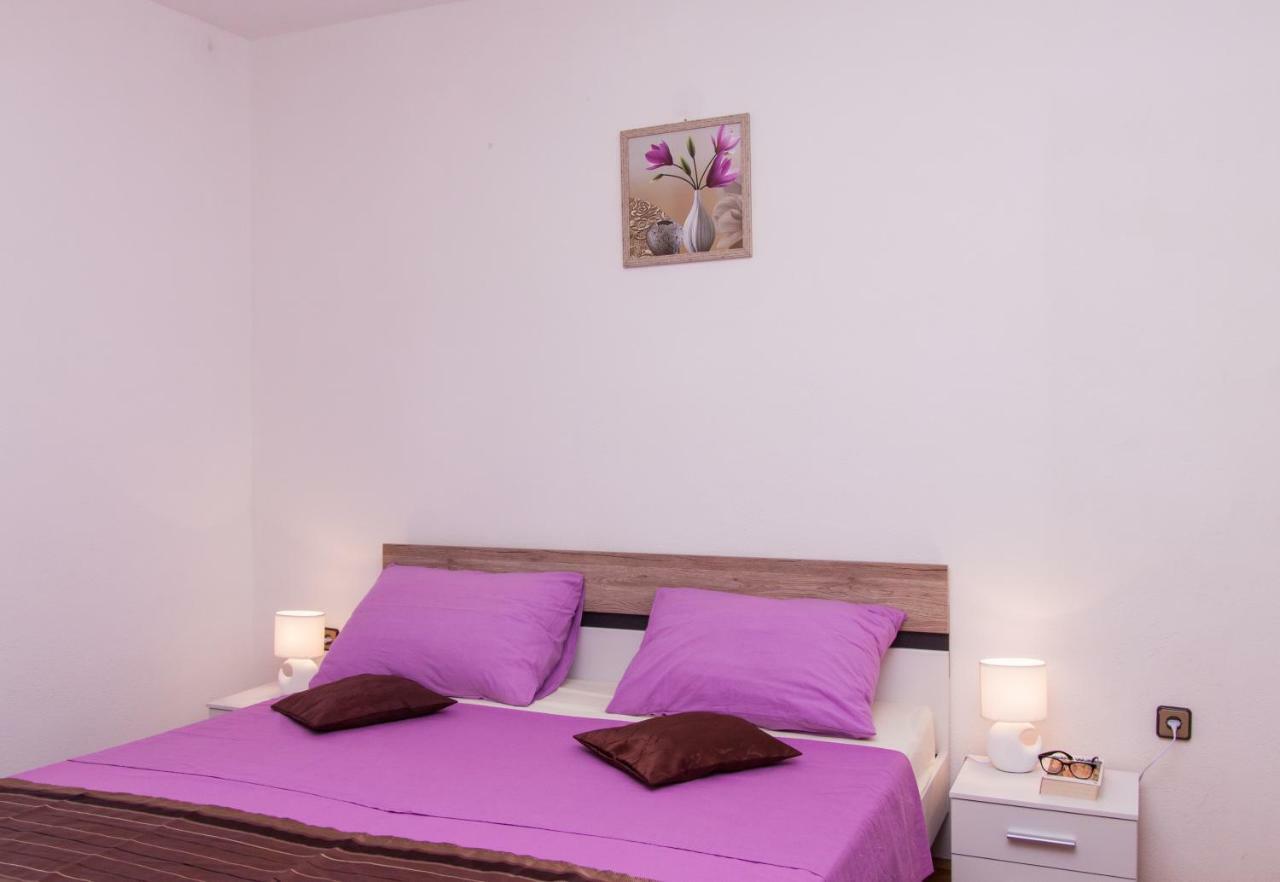 Nadalina Apartment Kaštel Stari Екстериор снимка
